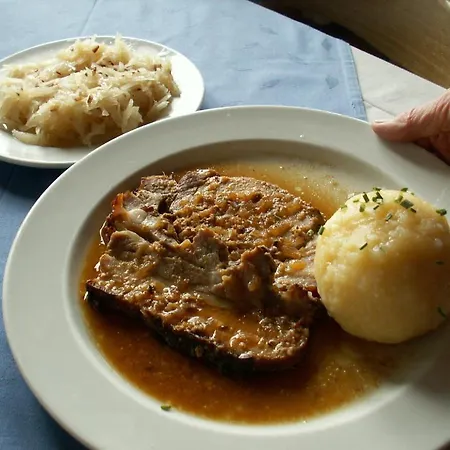 Familie Grudl Frühstückspension 4*