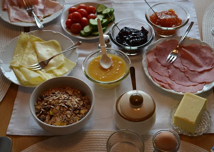 ベッド・アンド・ブレックファスト Gaestehaus Familie Grudl